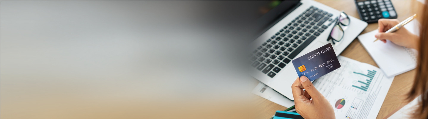 10-credit-card-rookie-mistakes-to-avoid-desk 10-credit-card-rookie-mistakes-to-avoid-desk